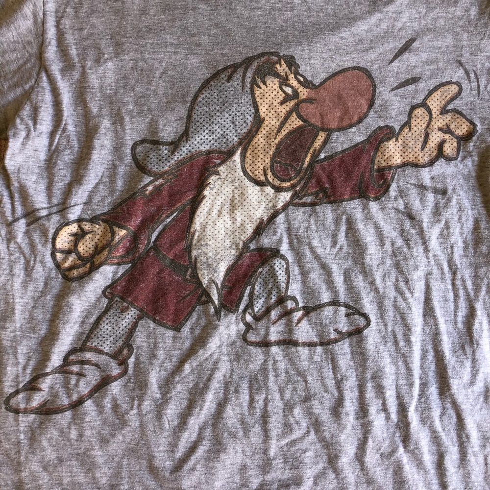 Unisex Large Disney Dwarf T-shirt EUC - Picture 2 of 3